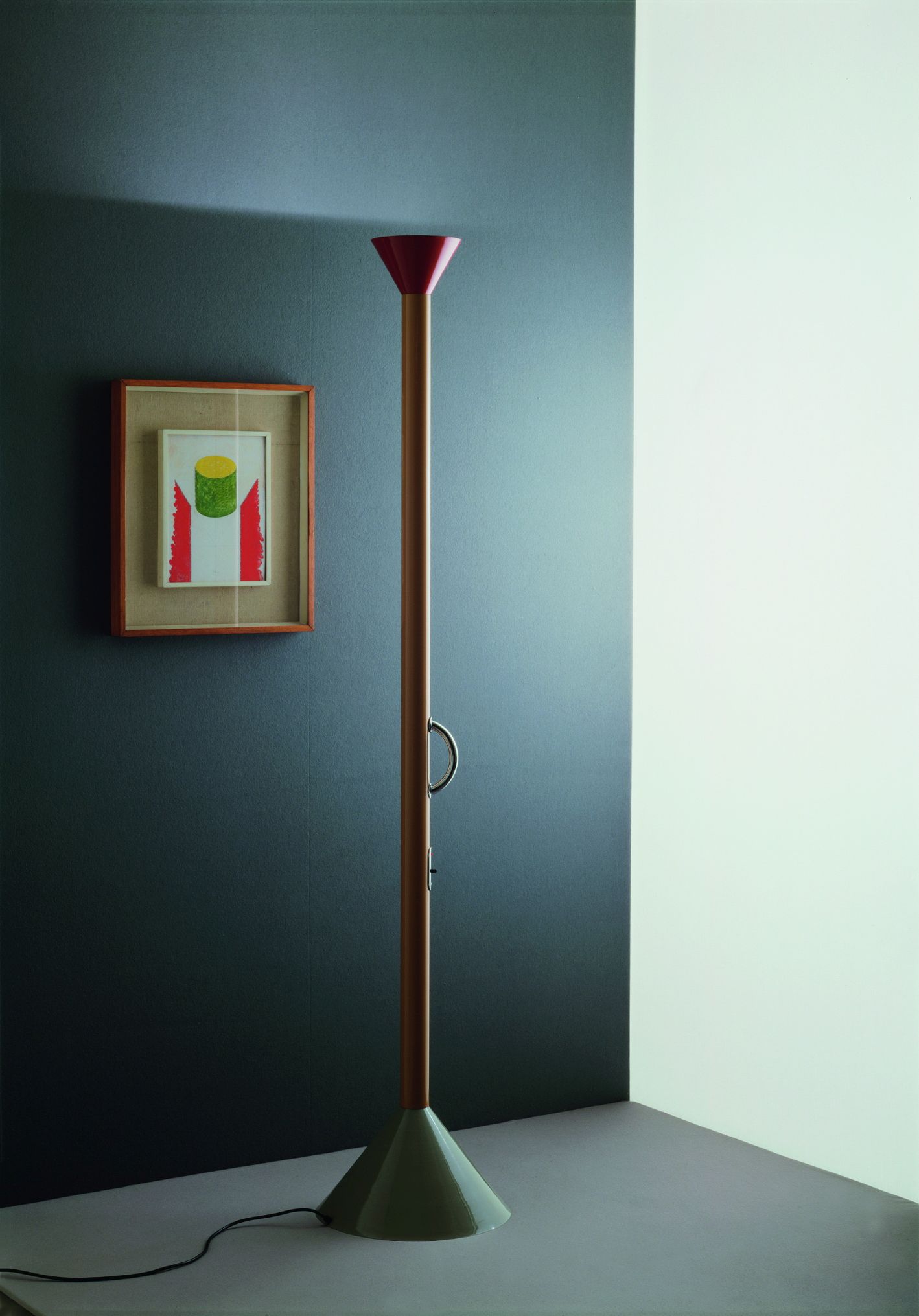 Callimaco LED Stehleuchte von Artemide, mehrfarbig, modernes Design für Wohnzimmer und Büro.