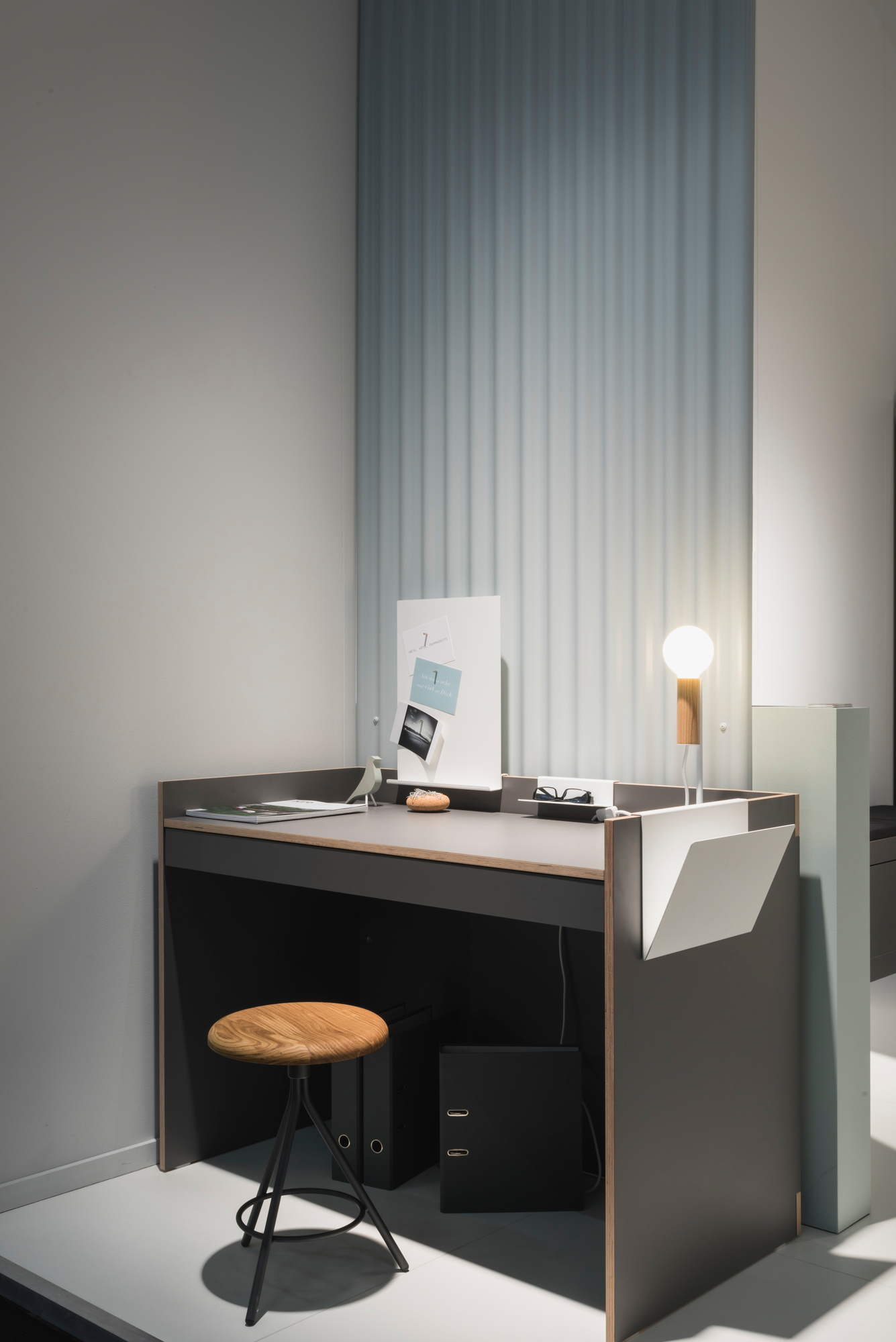 Flai Zubehör Sekretär Müller Möbelwerkstätten Kleiderhaken