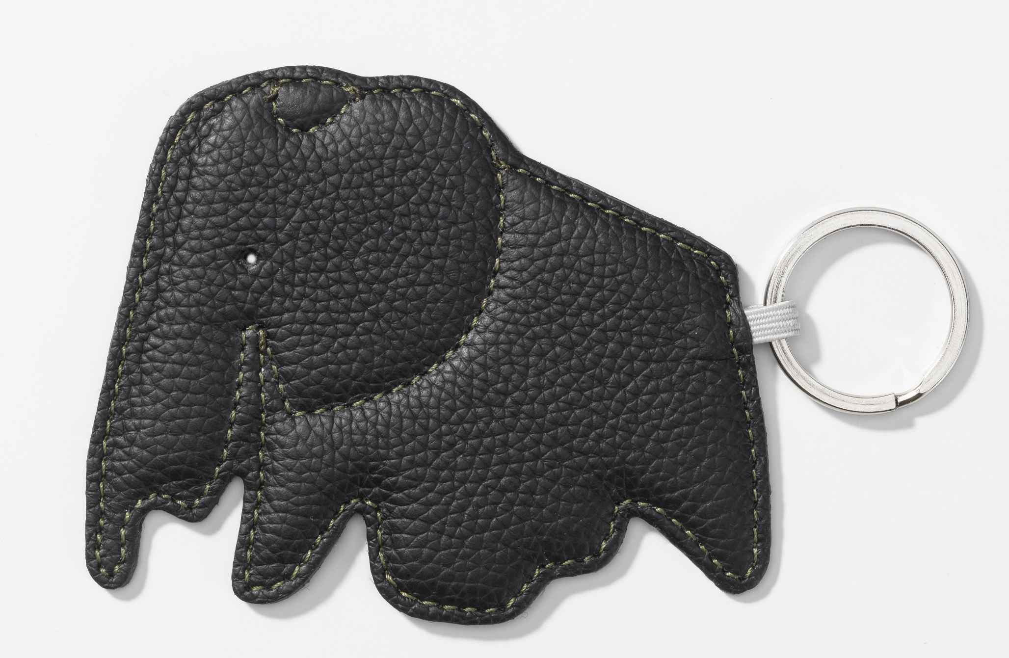 Schwarzer Elefanten-Schlüsselanhänger aus Leder mit silbernem Schlüsselring. Dekorativer Anhänger für Schlüsselbund.