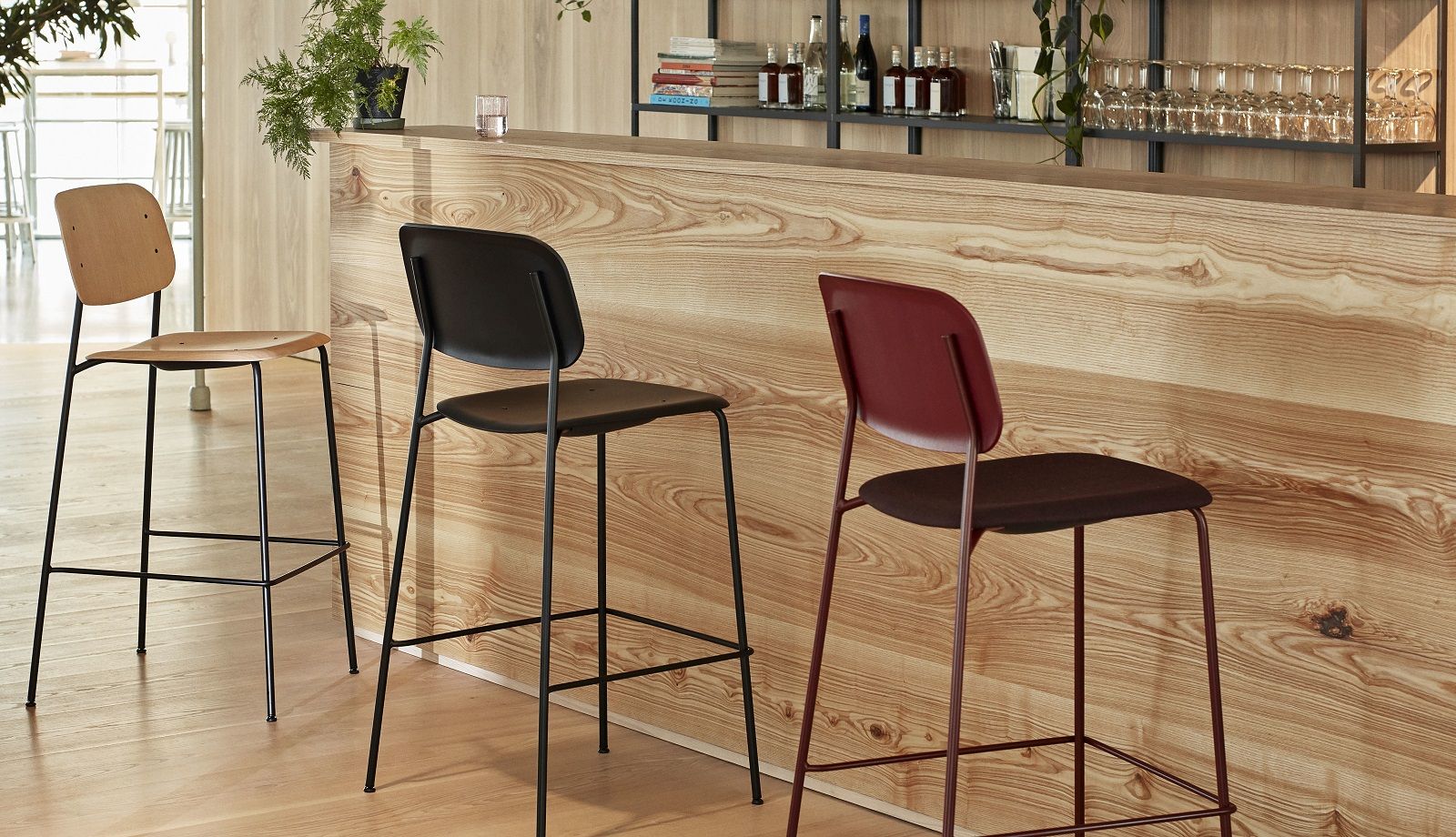 Soft Edge 90 Bar Stool Low / High Barhocker Hay