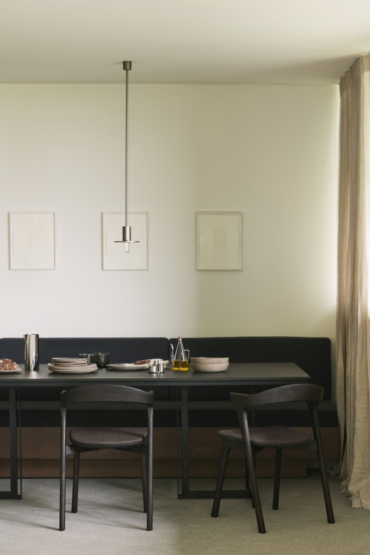 Bok Stuhl Eiche braun / Stoff Warm braun Ethnicraft