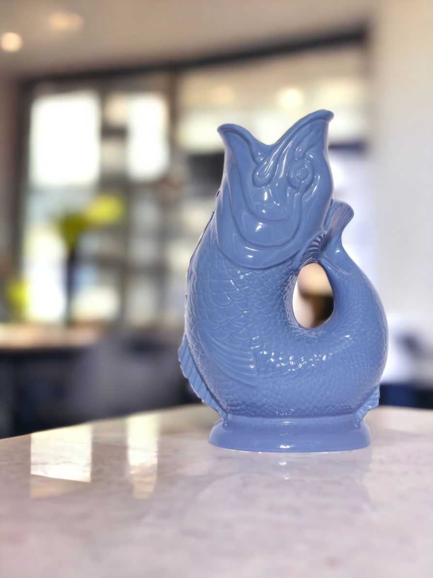Gluckigluck Karaffe Sea blue XL: Keramik Wasserkaraffe in Fischform, Dekorative Vase für Wohnzimmer.