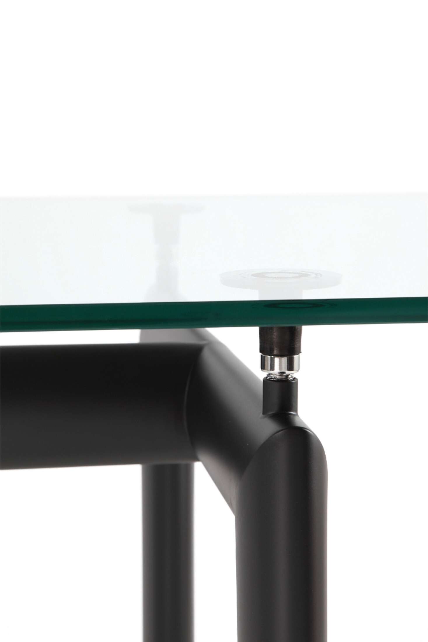LC6 Table tube d´avion Esstisch Cassina