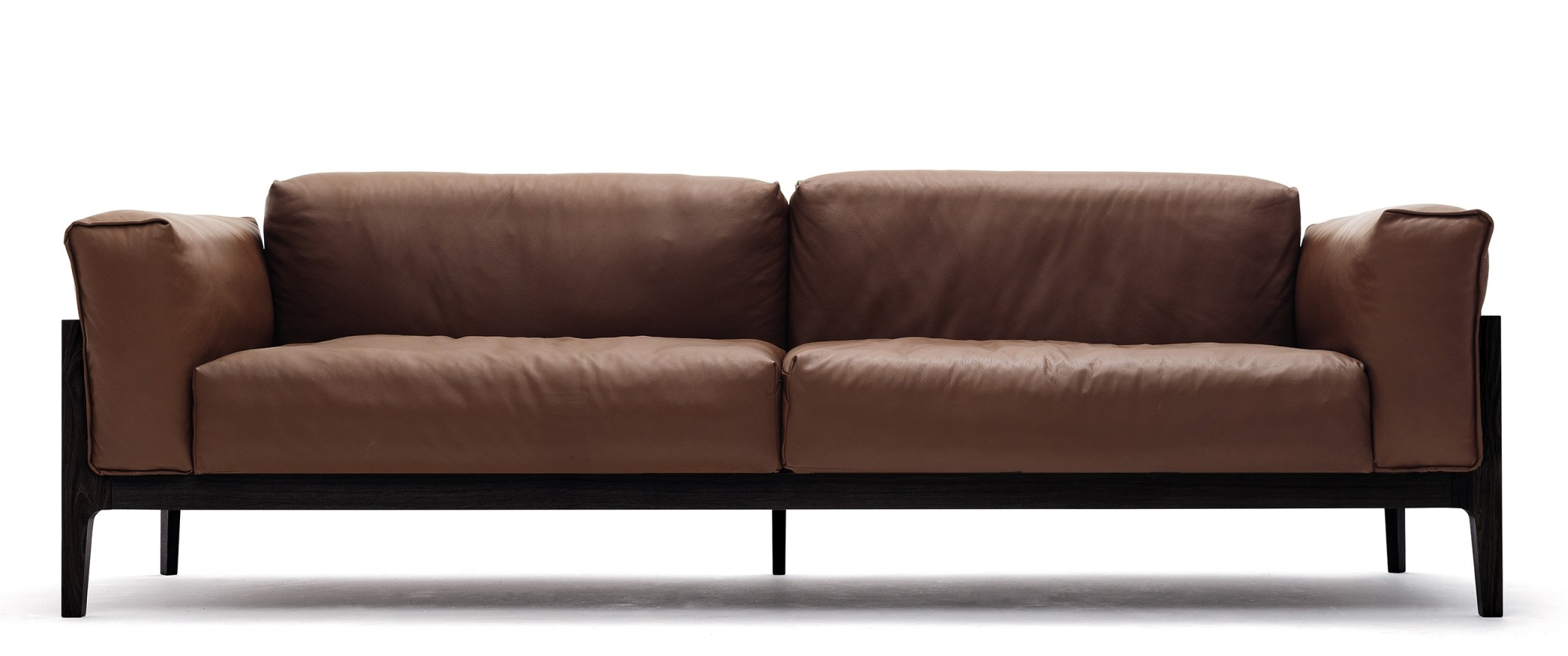 Braunes Elm Sofa mit Lederbezug und dunklem Holzgestell, modernes Design für Wohnzimmer.