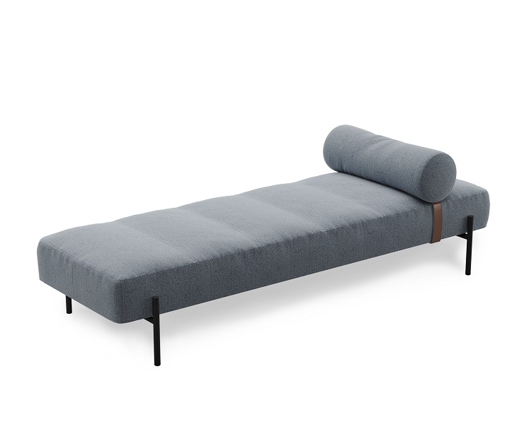Daybed Liege "Northern Brusvik" mit schwarzem Gestell und grauem Bezug, inklusive Nackenrolle.