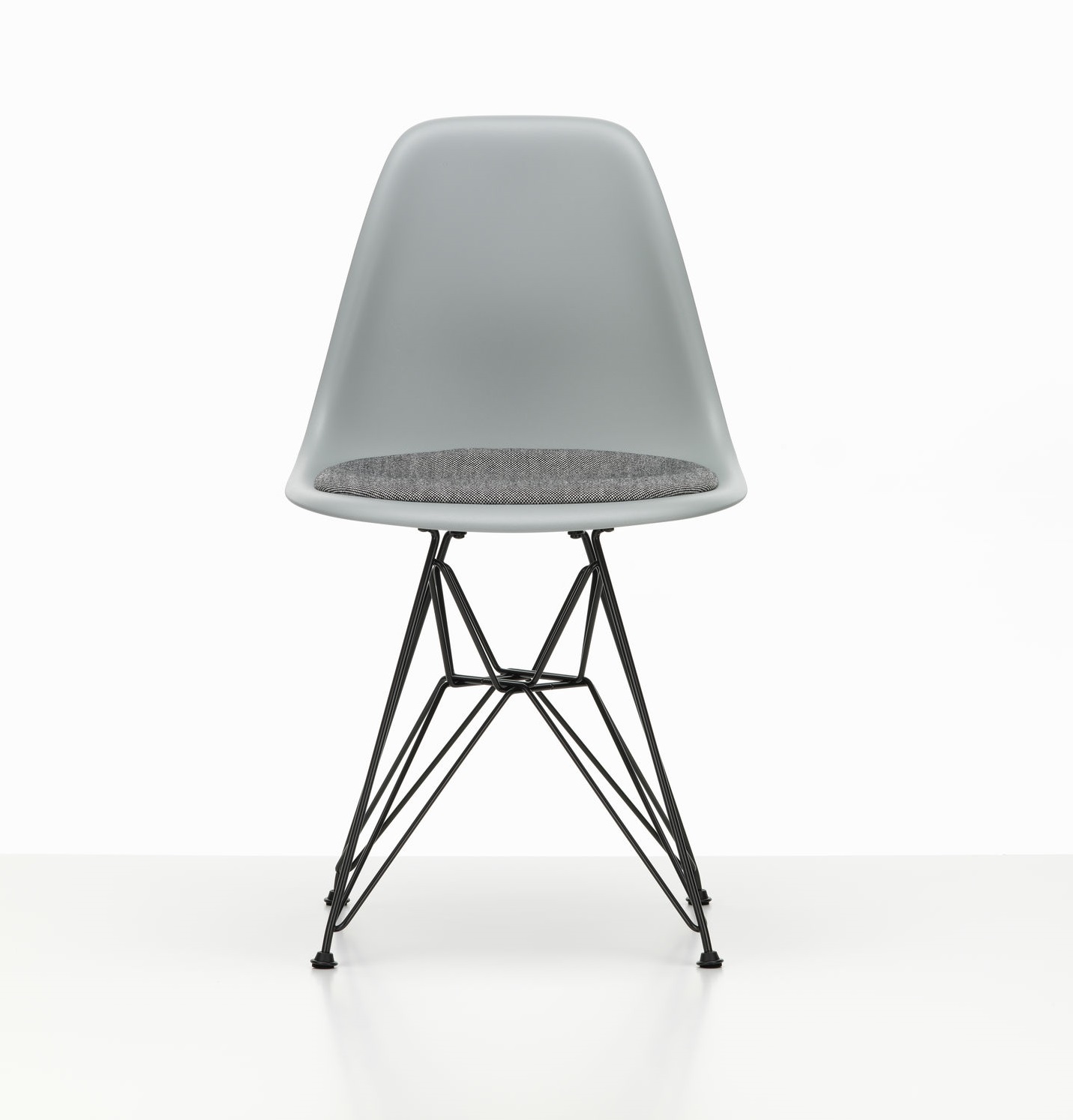 Eames Plastic Side Chair DSR Stuhl mit Sitzpolster Vitra