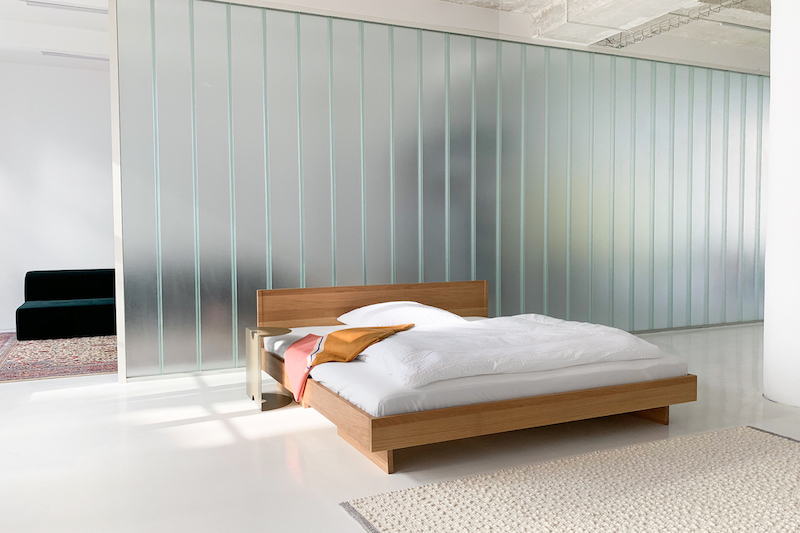 ZIANS Bett Large mit Kopfteil, Beine geteilt OUT