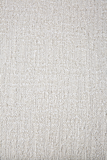 Detailaufnahme des Stoffbezugs vom Jack Outdoor Sofa von Ethnicraft. Texturierter, heller Outdoorstoff.