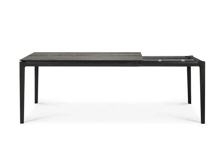 Bok Esstisch ausziehbar, Eiche Schwarz von Ethnicraft, teilweise ausgezogen, moderne Möbel.