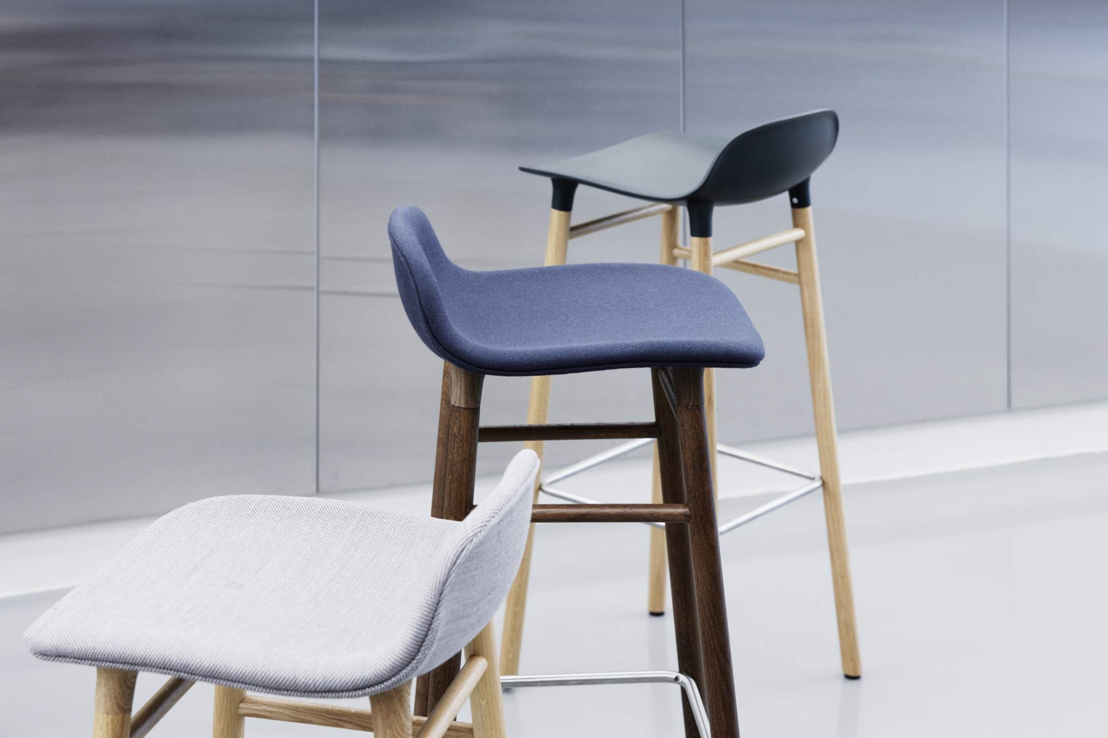 Form Barstool Barhocker H 75 cm Holz Normann Copenhagen
