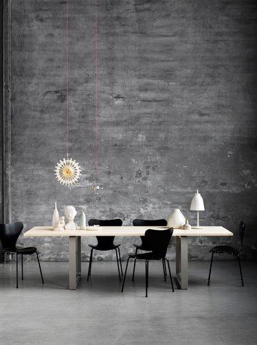 Essay Tisch Fritz Hansen - QUICK SHIP