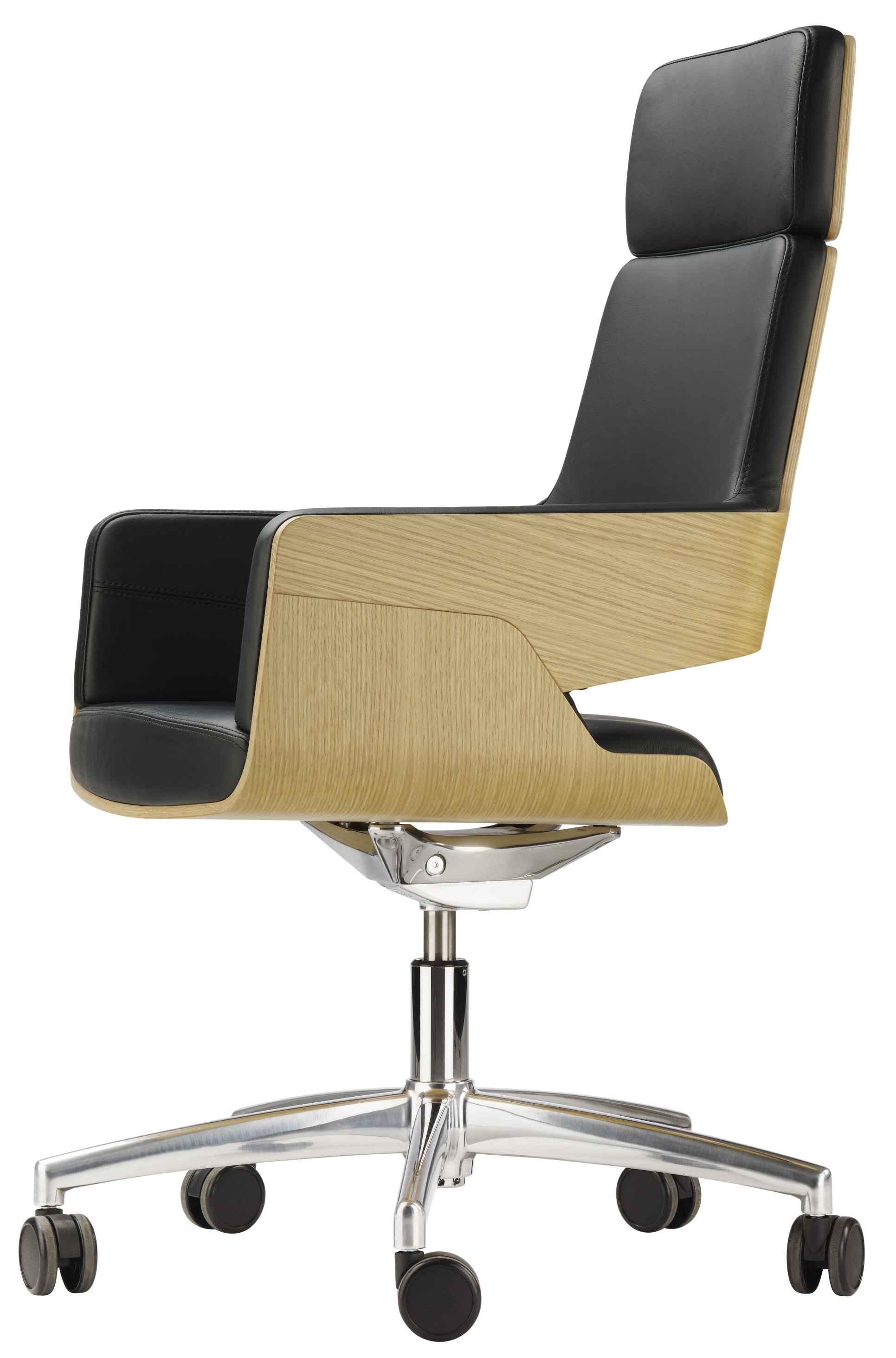 Thonet S 845 DRWE Drehsessel mit schwarzem Leder und hellem Holzgestell.