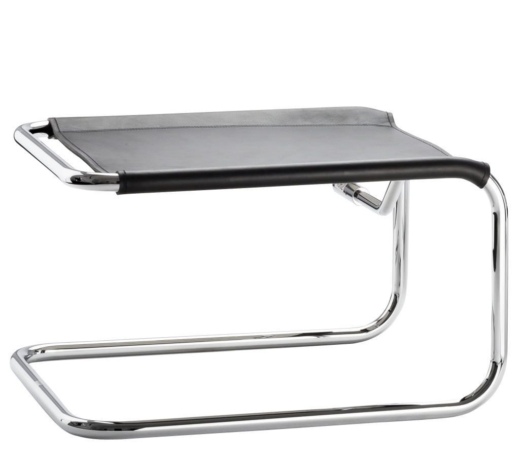 S 35 LH Hocker von Thonet mit schwarzer Lederauflage und verchromtem Stahlrohrgestell.