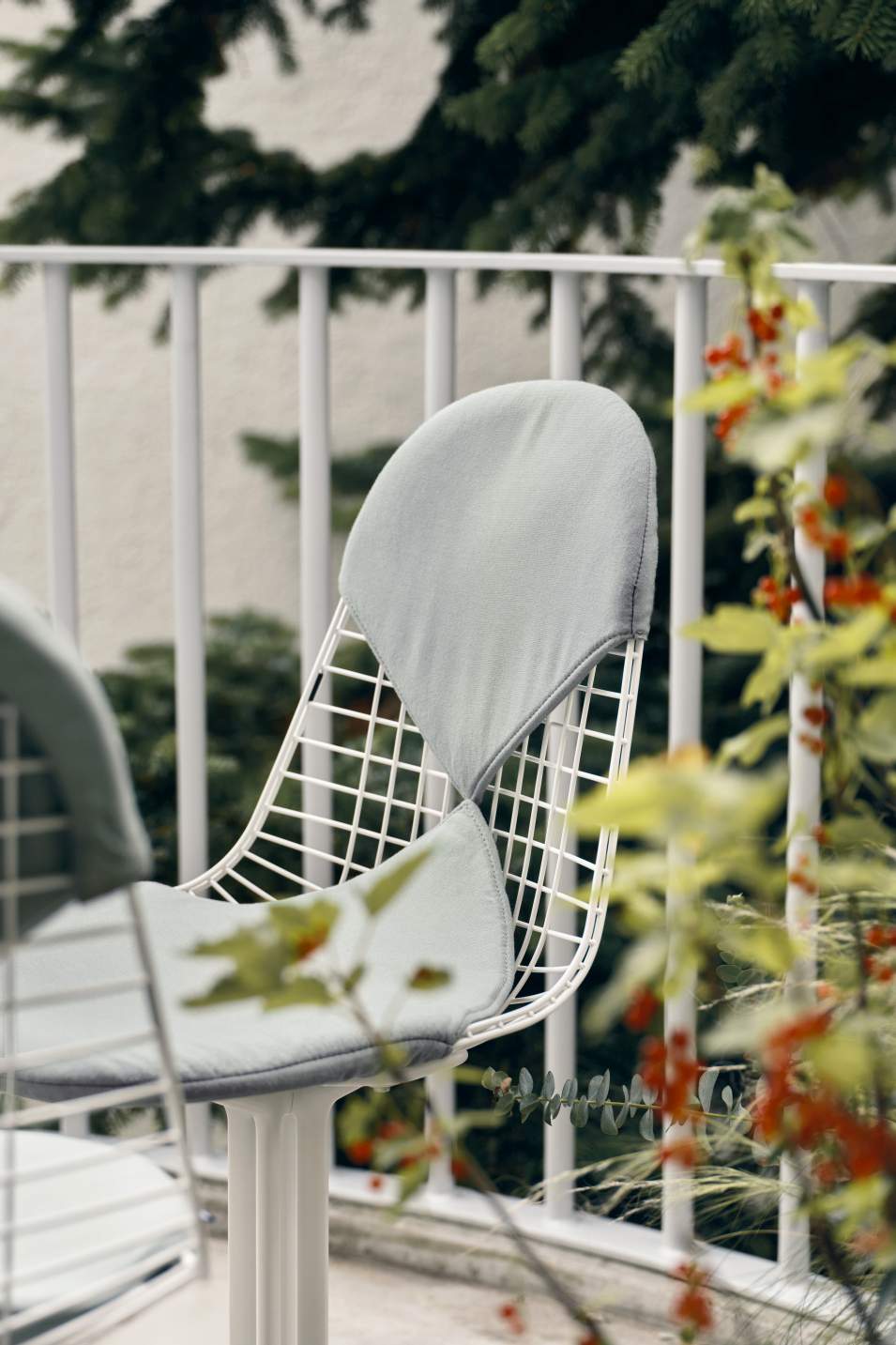 Wire Chair Bikini Outdoor Vitra