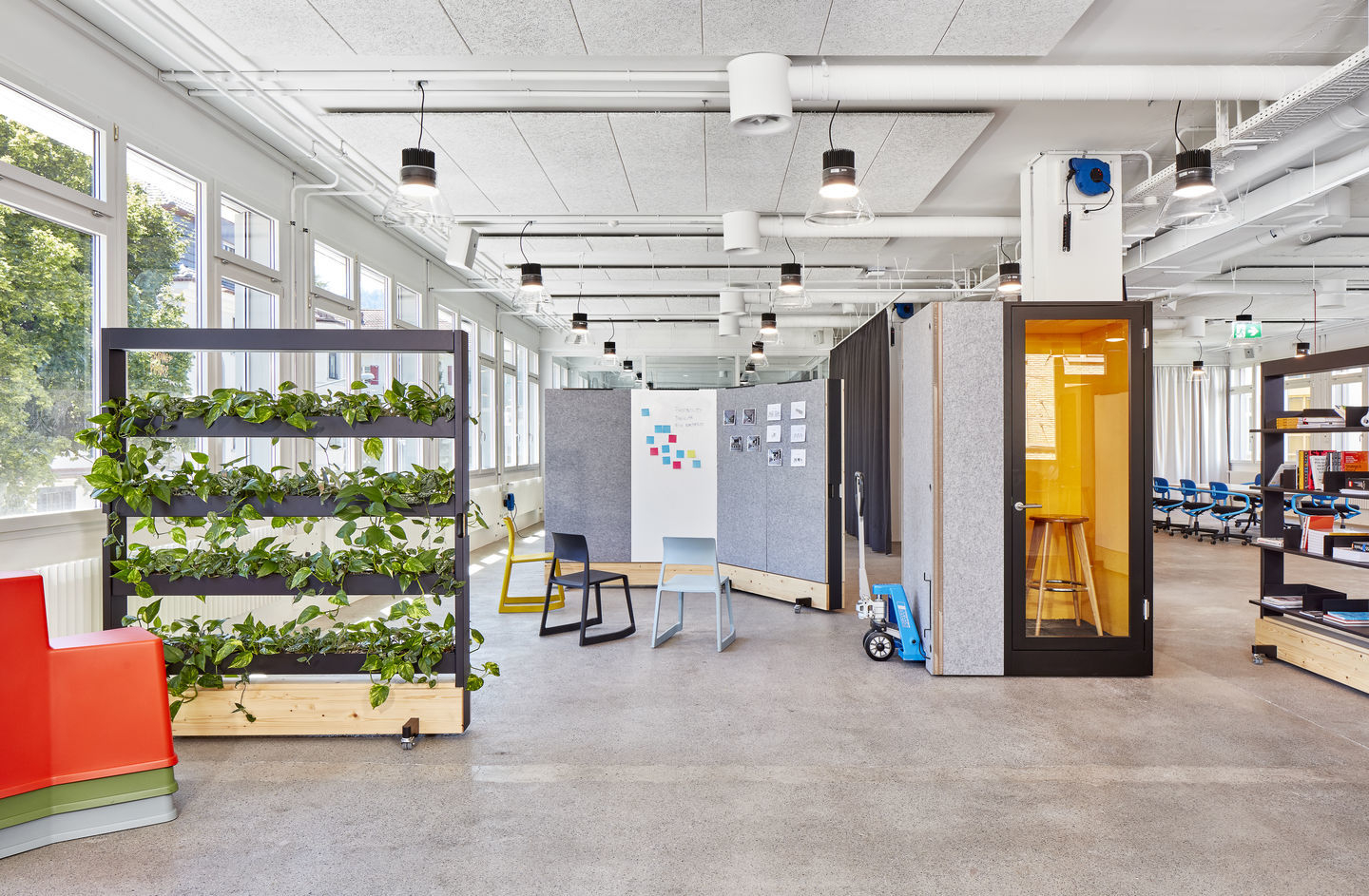 Tabouret Haut Barhocker Vitra Eiche natur