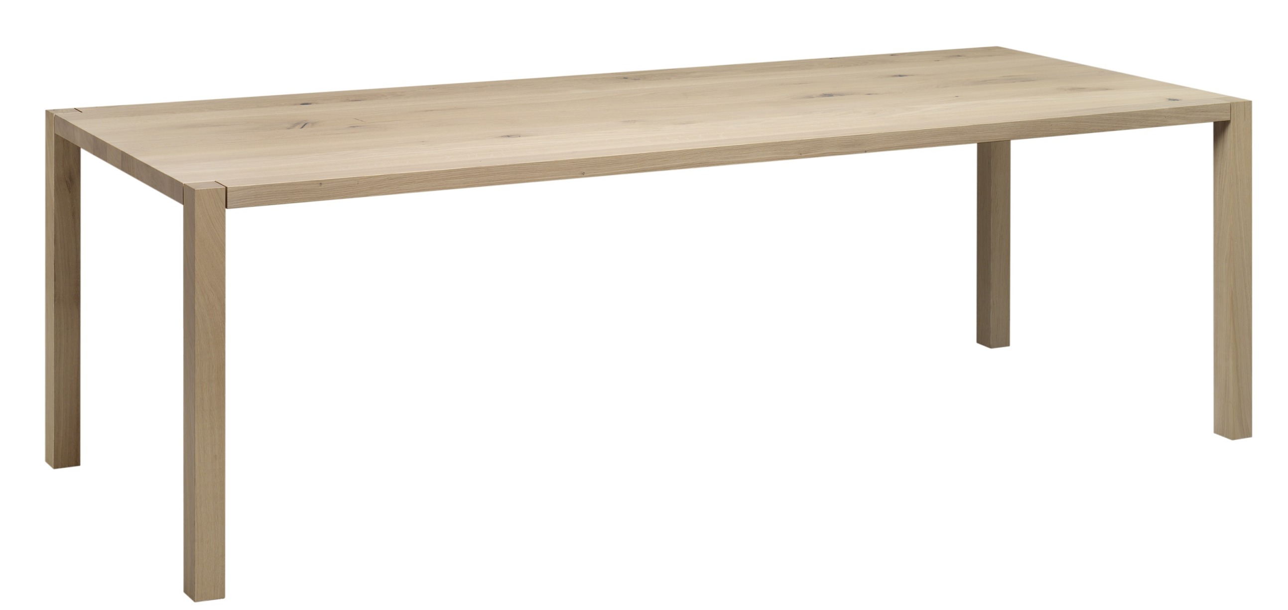 TA19 Sloane Tisch von e15 aus hellem, massivem Eichenholz, rechteckig und minimalistisch.