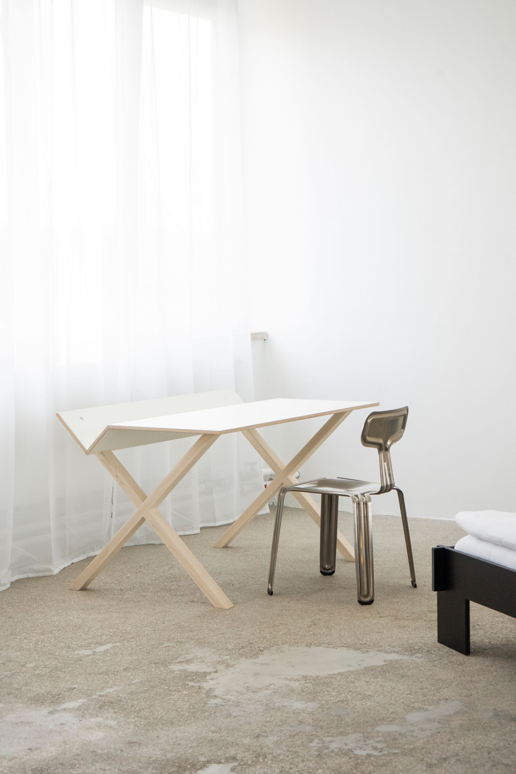 Kant Schreibtisch Nils Holger Moormann