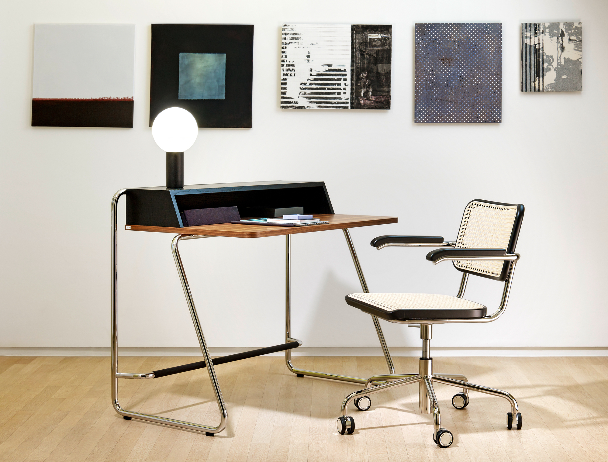 S 1200 Sekretär Thonet