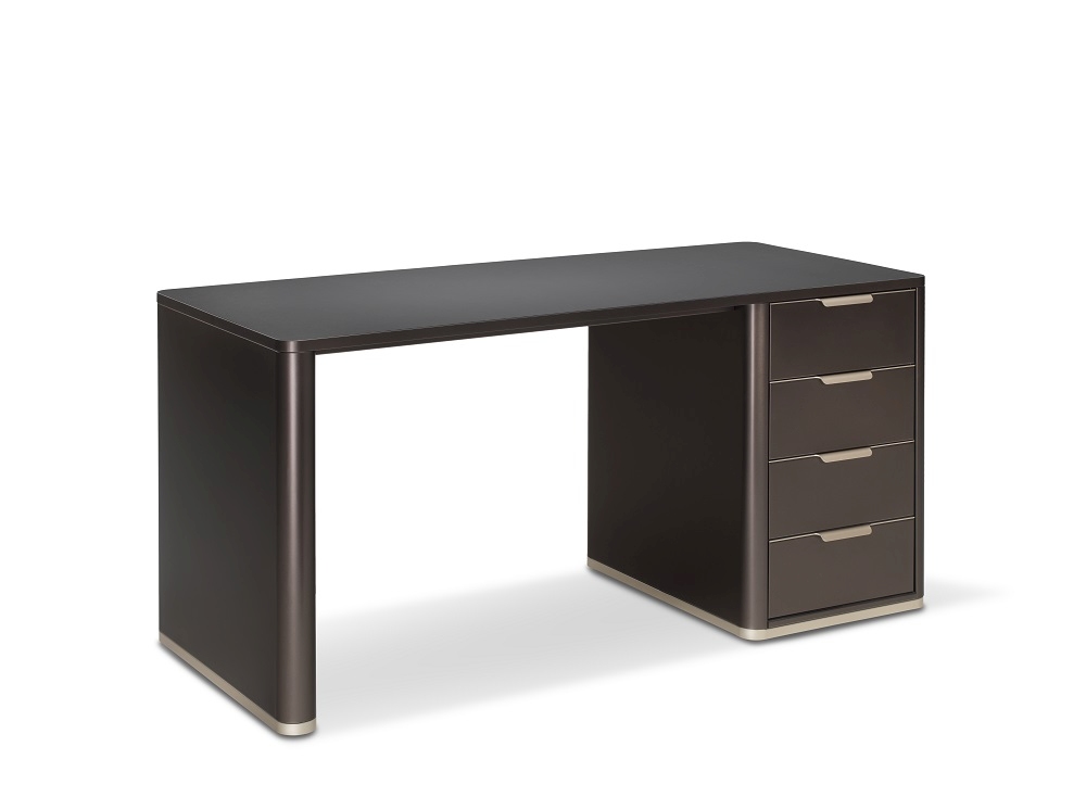 Brauner T50 Schreibtisch von Müller Möbelfabrikation mit vier Schubladen für Büro und Arbeitszimmer.