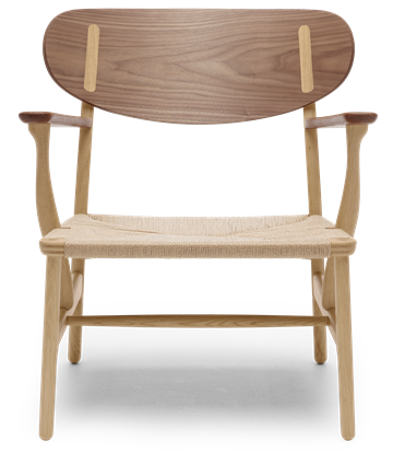 CH22 Lounge Sessel von Carl Hansen & Søn, Eiche und Walnuss, mit geflochtenem Sitz.