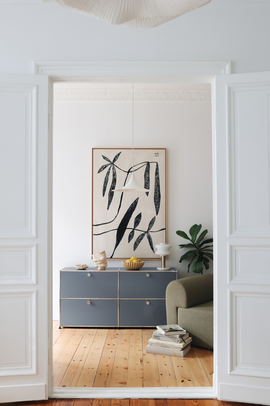 USM Haller Sideboard E2 mit 4 Klapptüren – reinorange