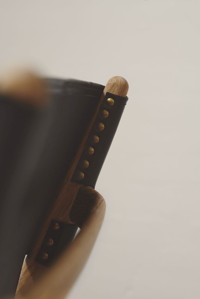 Saxe Chair Eiche geölt - Leder schwarz Audo