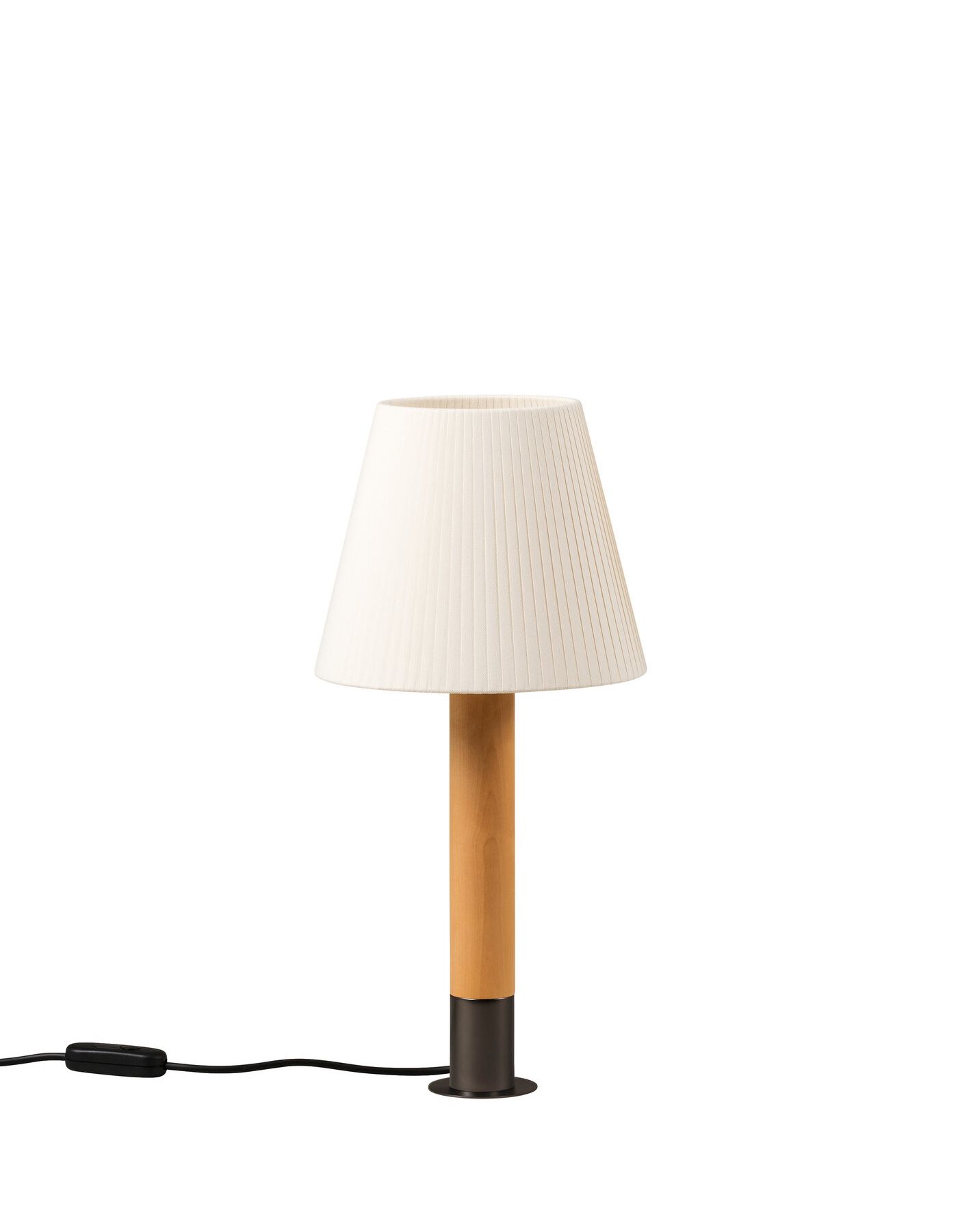Basica Tischleuchte von Santa & Cole mit beigem Lampenschirm und Holzfuß. Design Lampe.