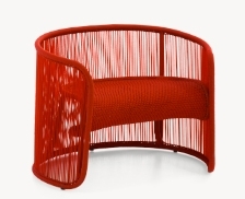 Roter Husk S Hocker von Moroso aus der M' Afrique Collection. Design Hocker.