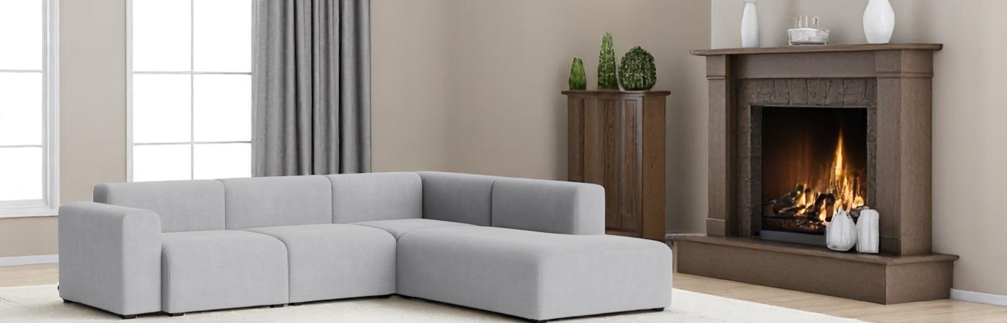 Helles Mags Sofa Eckkombination mit Armlehne rechts, bezogen mit Linara Stoff.