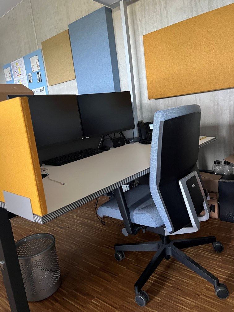 Hochwertige Büromöbel - Gebraucht gegen Abholung - Preise nach Absprache