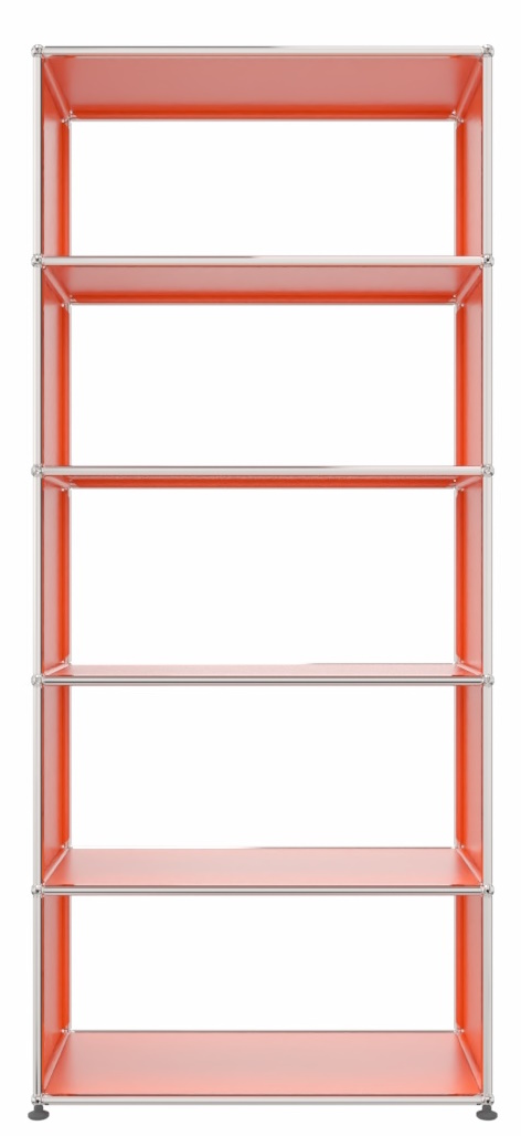 USM Haller Regal in Reinorange mit vier Fächern und verchromten Verbindungsrohren, modernes Design.