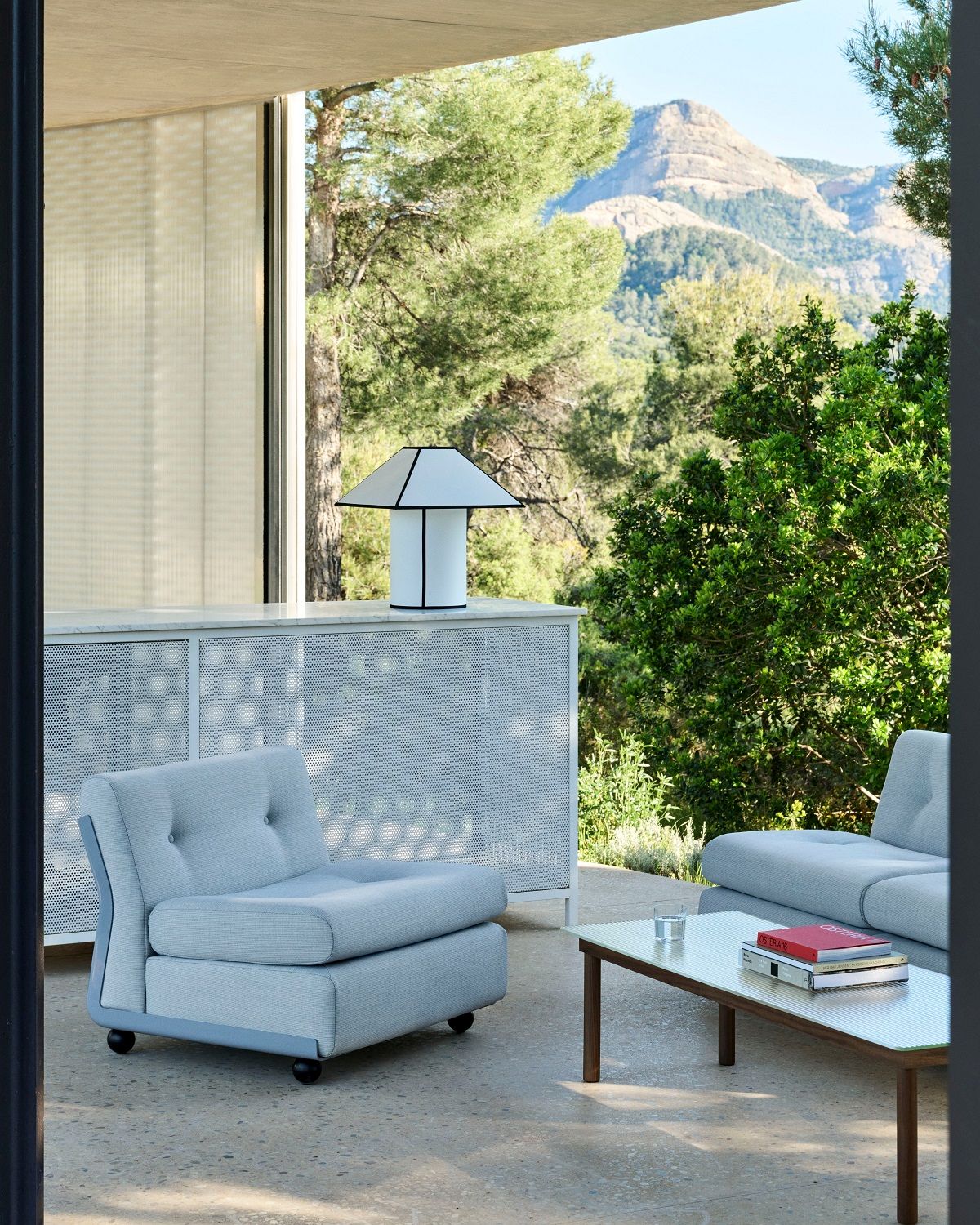 Ava Pyramid Table Lamp Tischleuchte Hay