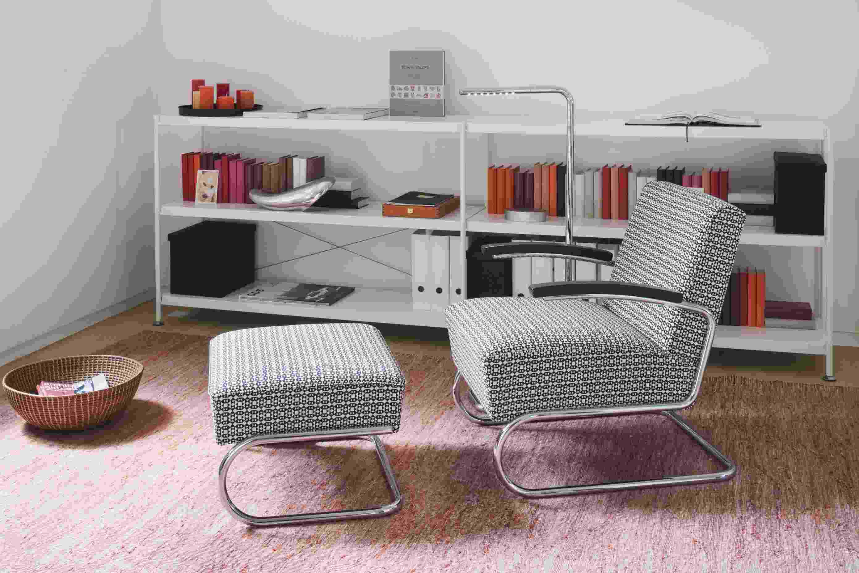 Lum LED 125 Stehleuchte Thonet Verchromt