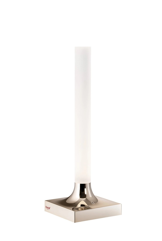 Goodnight Akkuleuchte in poliertem Kupfer: Moderne Tischleuchte mit Akku für stimmungsvolles Licht.