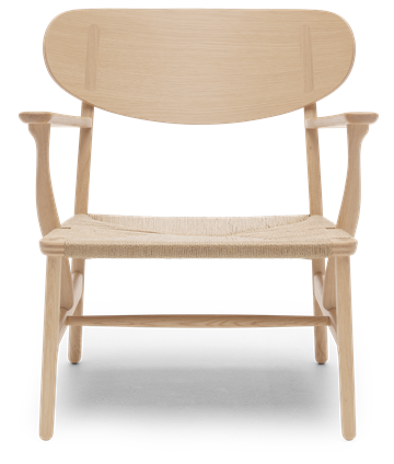 CH22 Lounge Sessel von Carl Hansen & Søn, Eiche Weißöl, mit geflochtener Sitzfläche.