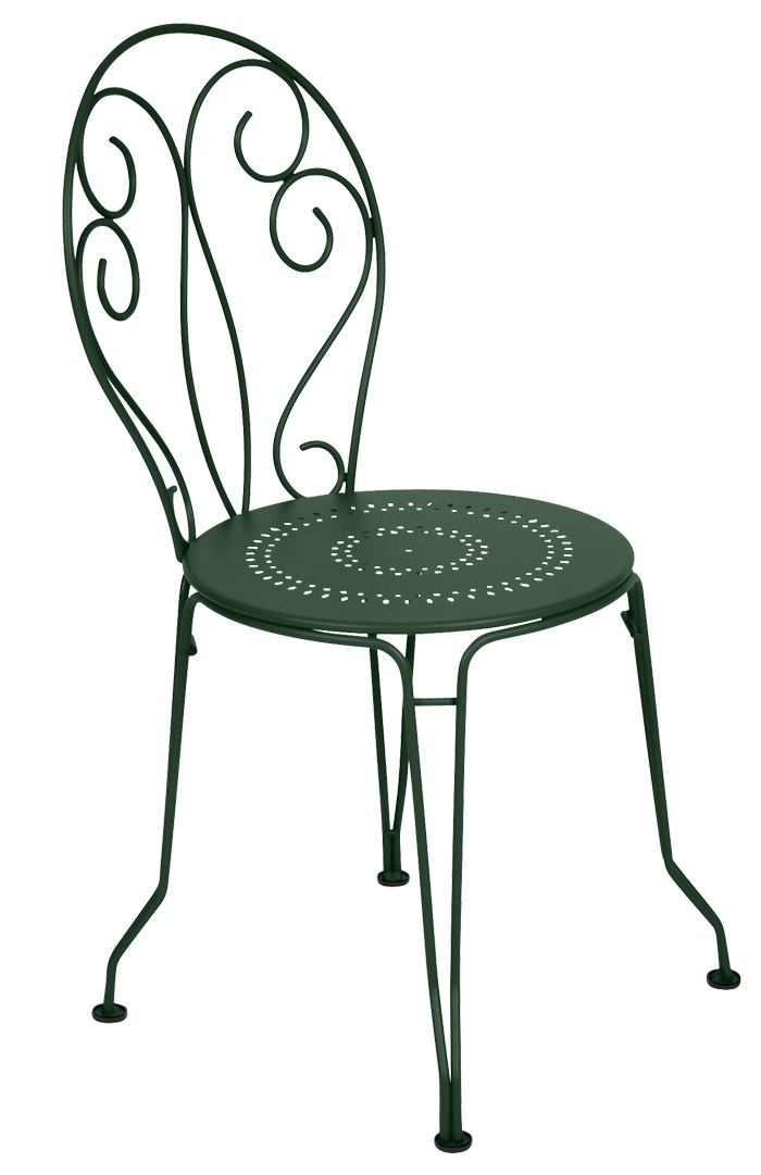Grüner Montmartre Stuhl von Fermob für den Außenbereich, filigranes Design mit runder Sitzfläche.