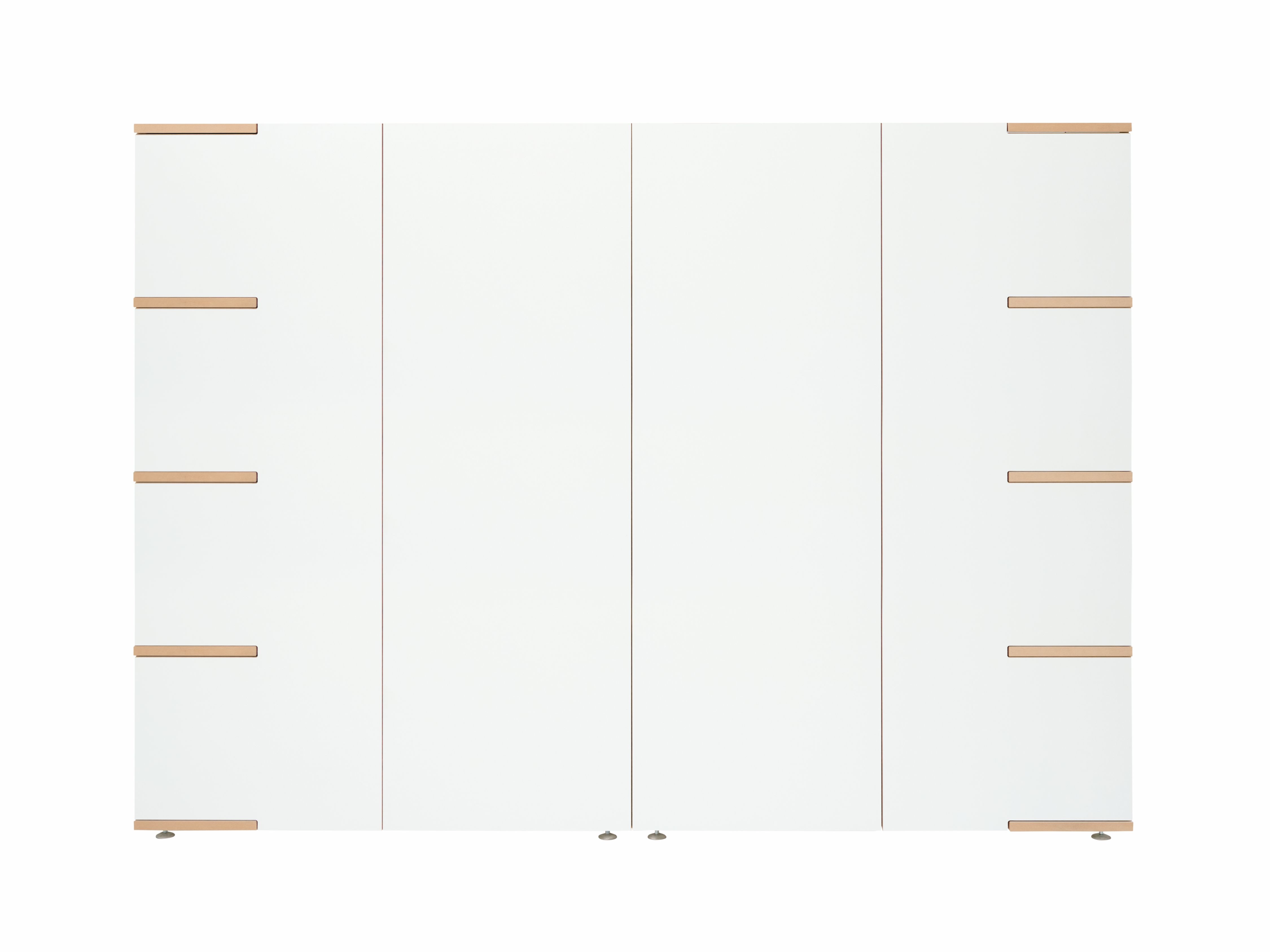 Weißes Tojo Sideboard mit Holzgriffen und Füßen, modernes Möbelstück für Wohnzimmer und Büro.