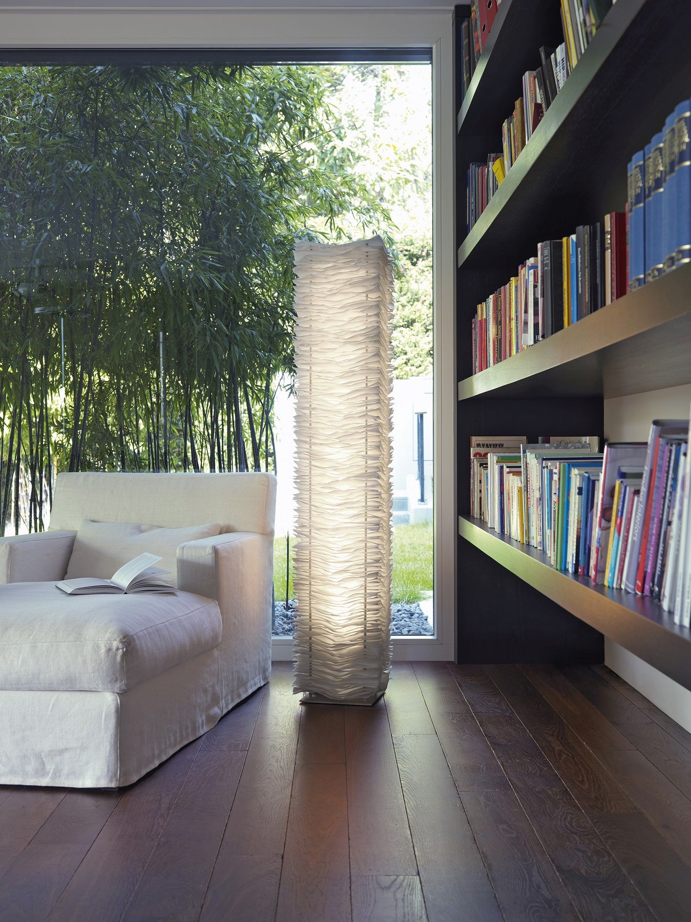 One by one Stehleuchte Belux