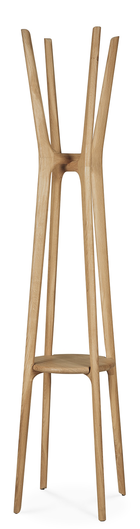 PI Garderobenständer Eiche Ethnicraft: Moderner Garderobenständer aus massivem Eichenholz, ideal für Flur und Diele.