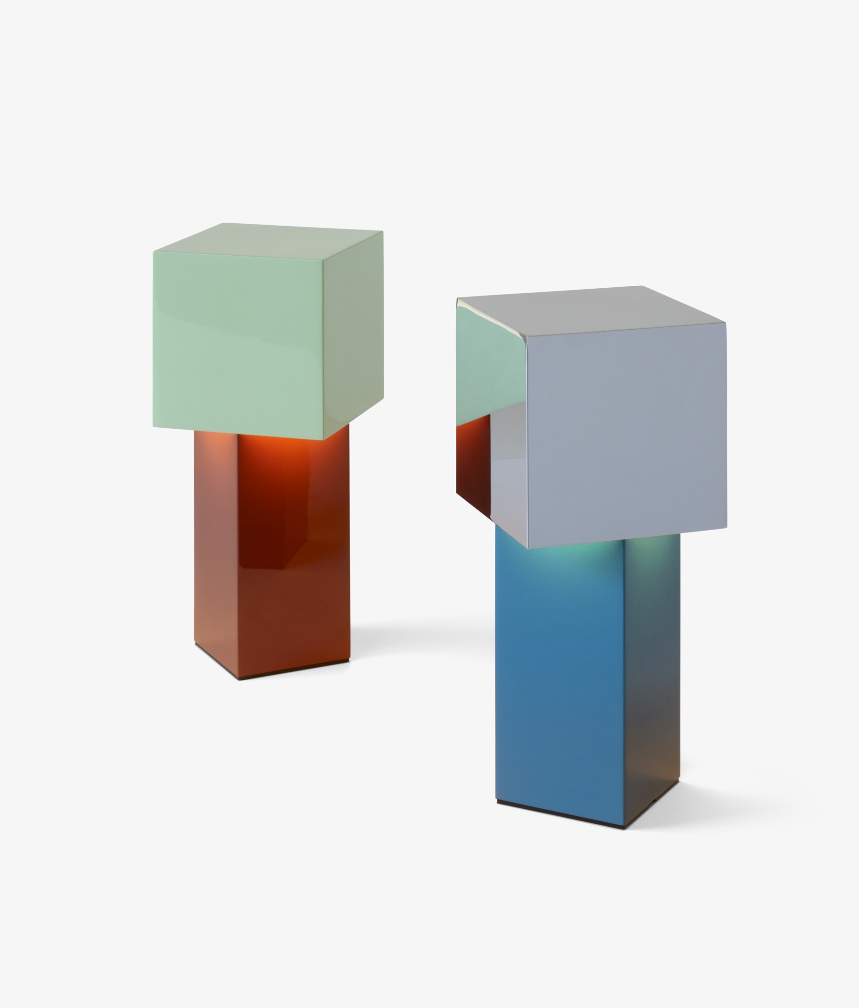 Pivot ATD7 Portable Tischleuchte / Akkuleuchte AndTradition