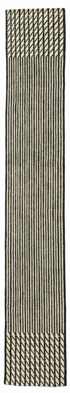 Nanimarquina Blur Läufer Teppich mit grün-schwarzen Streifen und beigen Zickzack-Muster für modernes Wohnen.