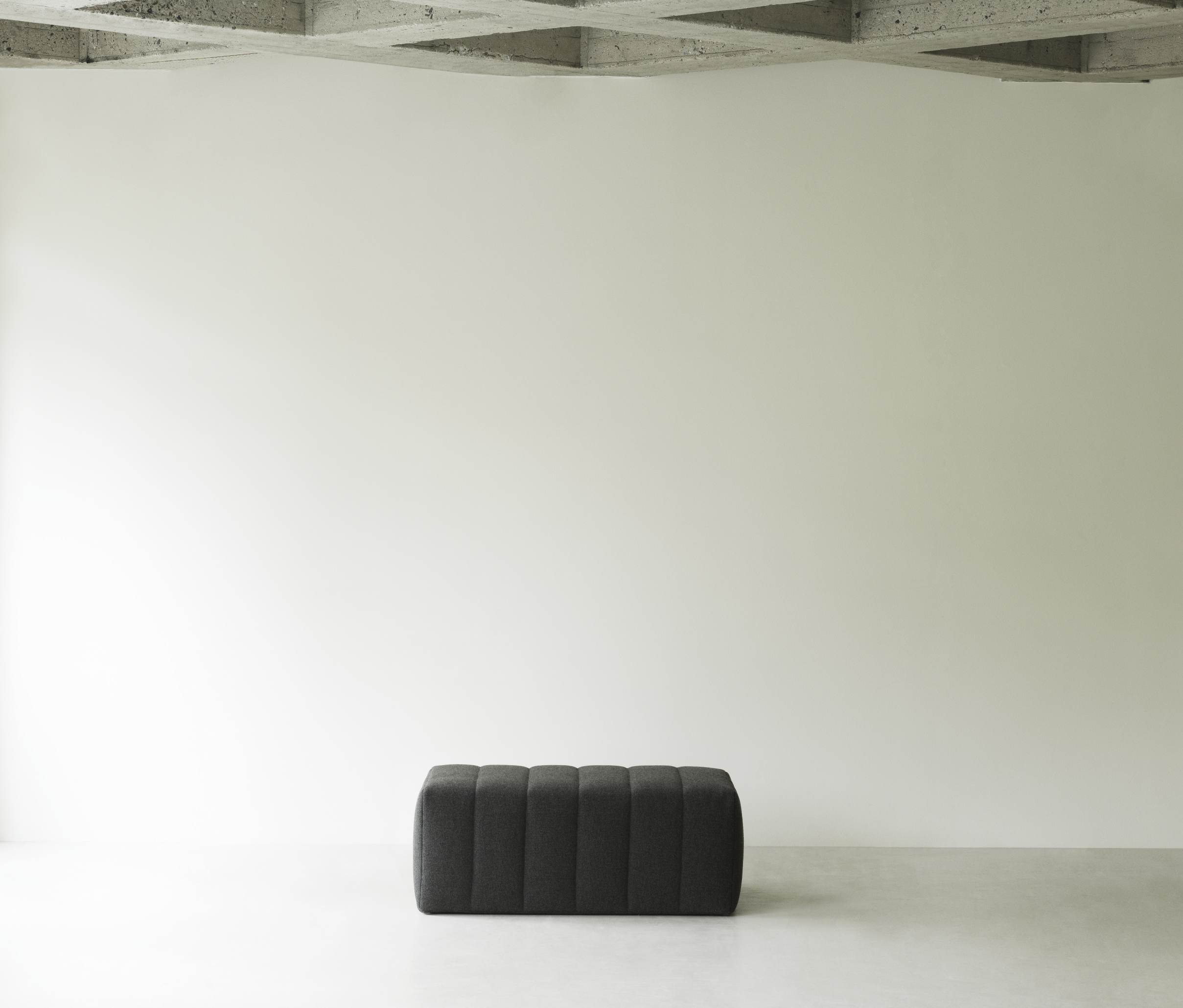 Scene Pouf Large Hocker Normann Copenhagen