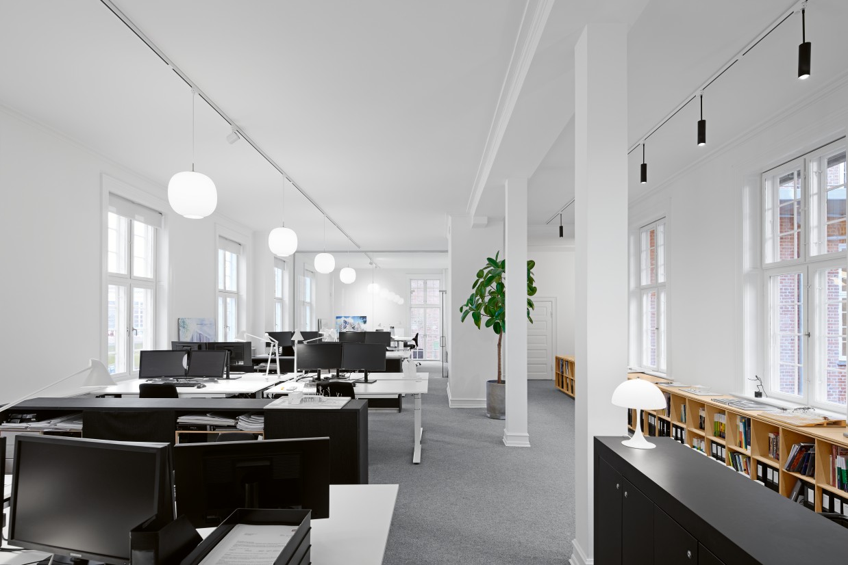 NJP Tischleuchte Louis Poulsen