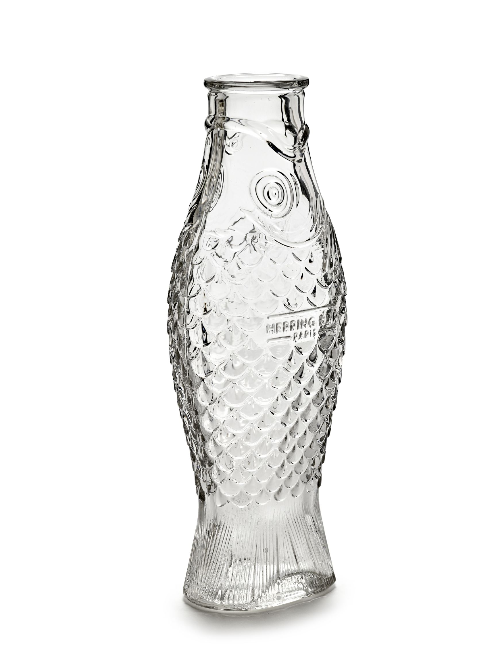 Transparente Serax Flasche in Fischform, Glasflasche mit Schuppenmuster, dekorative Wasserflasche für Tischdeko.