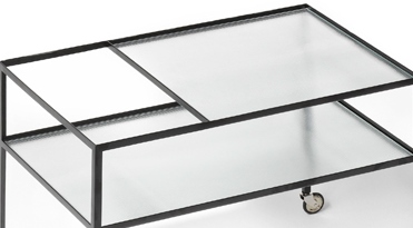 Zwei klare Glasplatten als Ersatzscheiben für den Barwagen. Möbel Ersatzteile für Servierwagen.