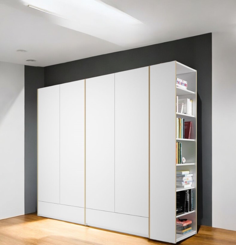 MODULAR PLUS Schrank Kombination mit Doppelschrank, Schubkästen und offenem Anbauregal in Weiß.