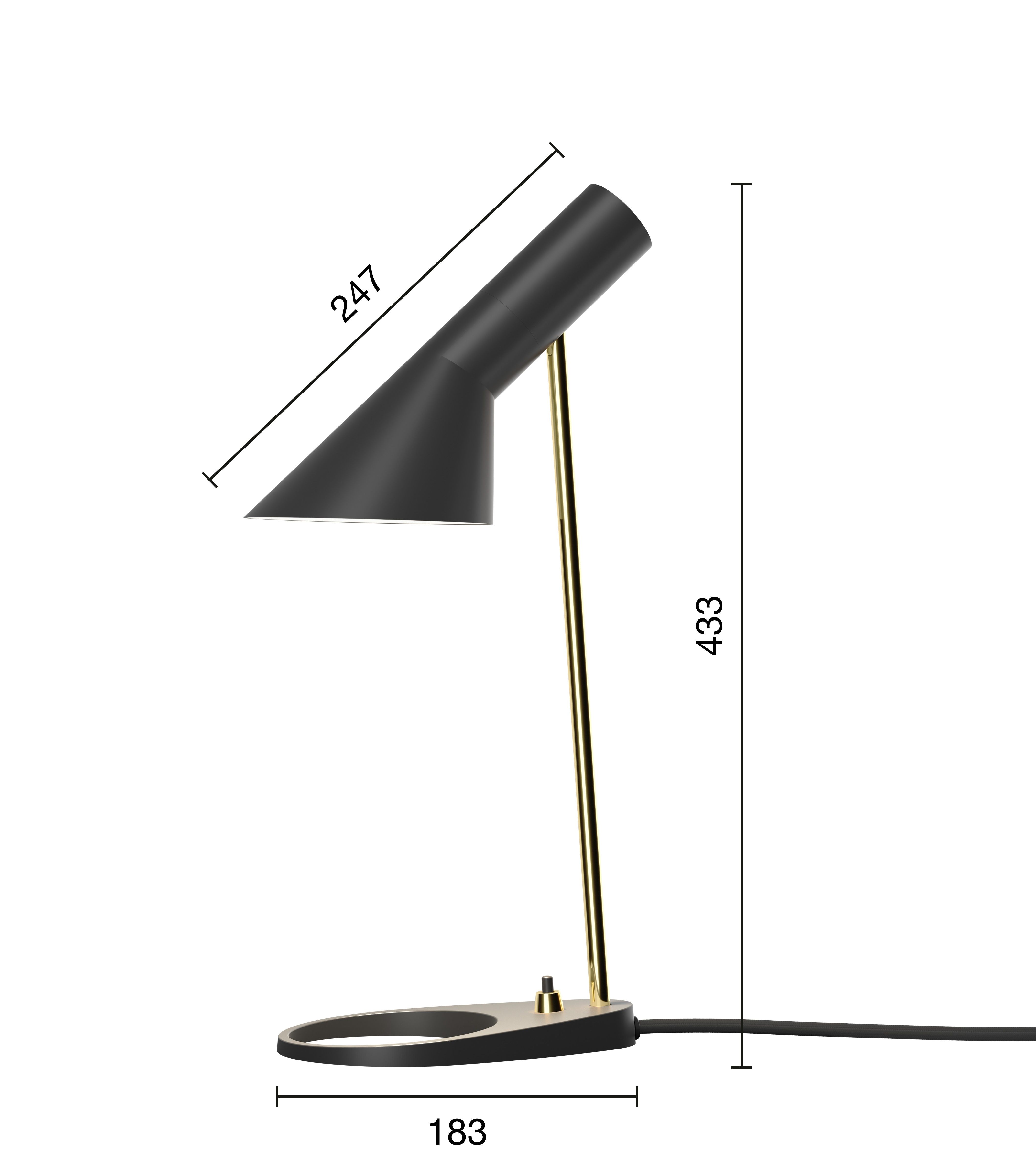 AJ Mini Tischleuchte von Louis Poulsen in Schwarz mit goldenem Ständer, modernes Design.