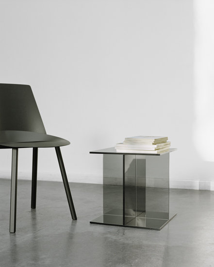 CT08 Vier Beistelltisch von Philipp Mainzer e15