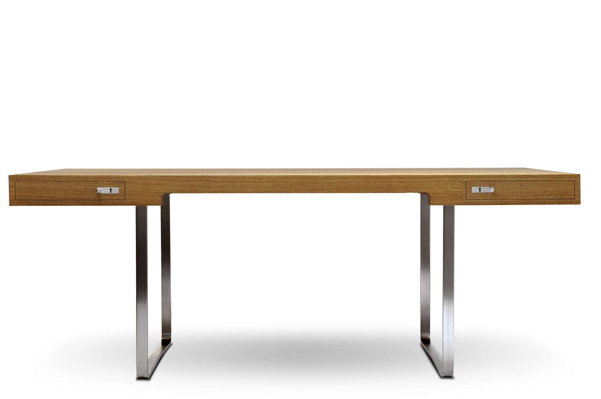 CH110 Tisch von Carl Hansen & Søn: Moderner Schreibtisch aus Eichenholz mit Stahlgestell.