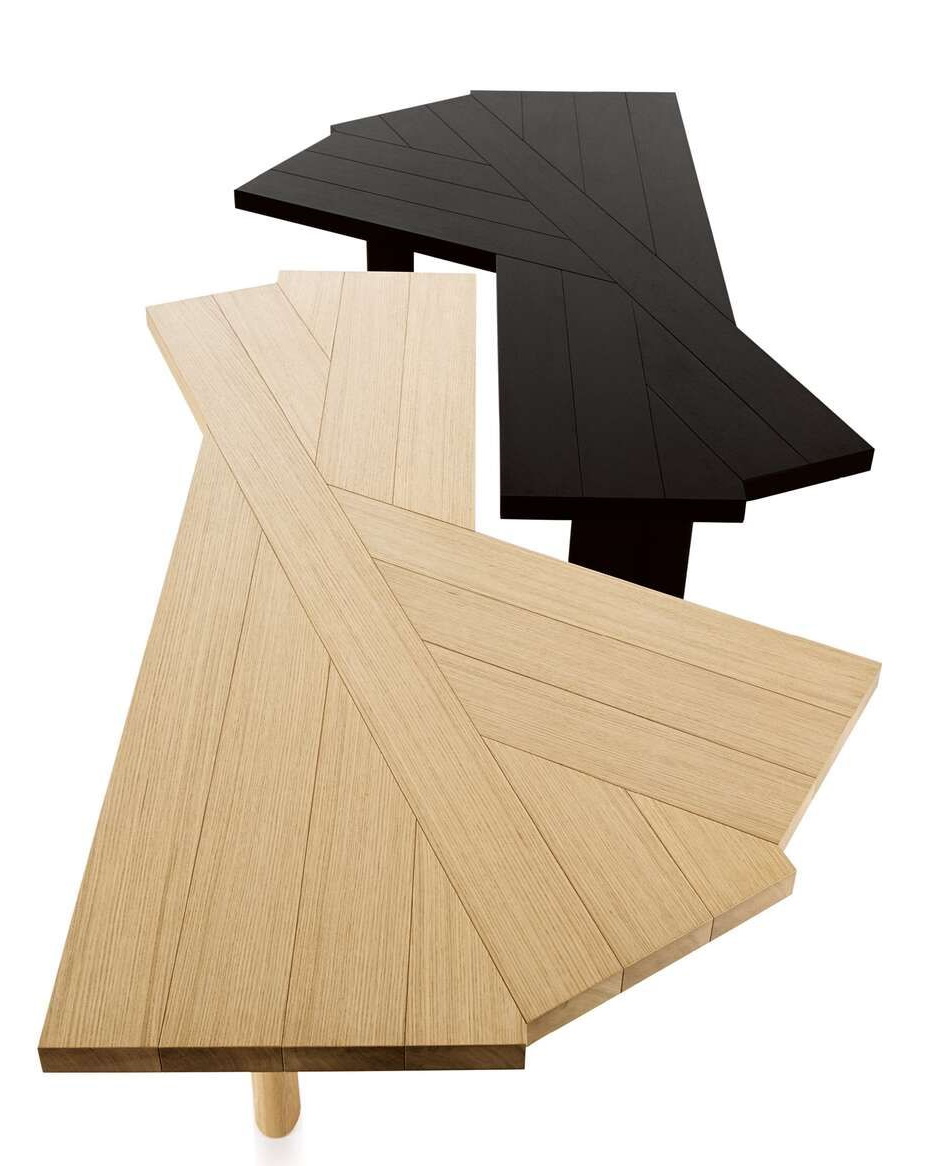 511 Ventaglio Tisch von Cassina, Ansicht von oben, Holz und Schwarz, Designertisch.